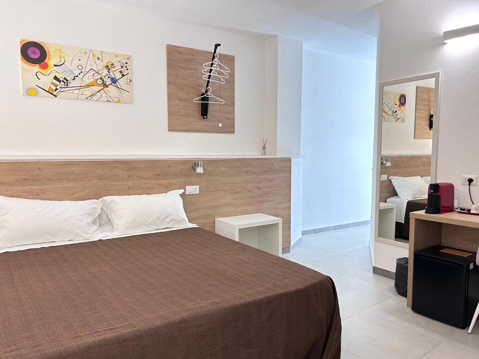 Longevity Hotel Тортоли Экстерьер фото