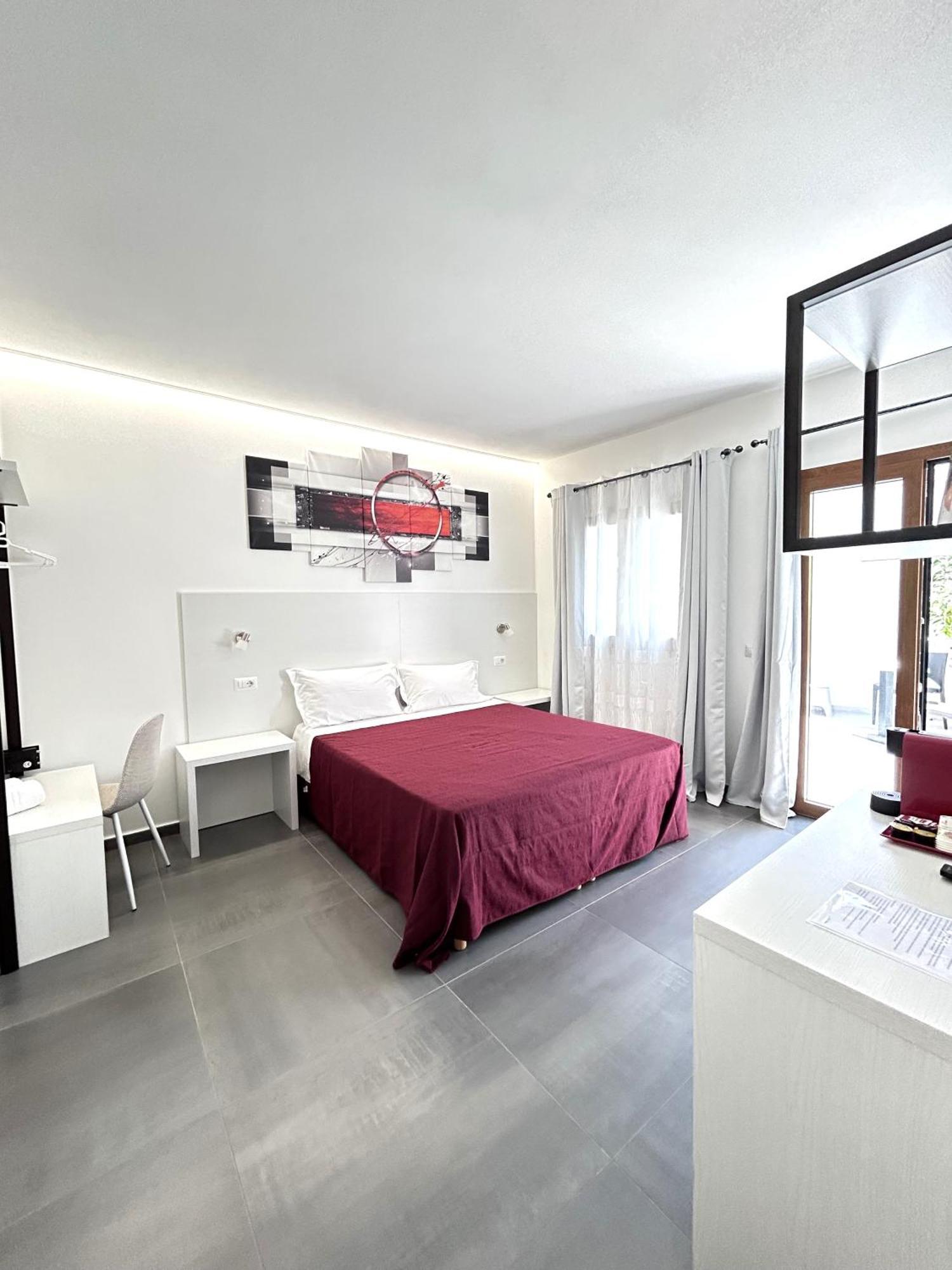 Longevity Hotel Тортоли Экстерьер фото