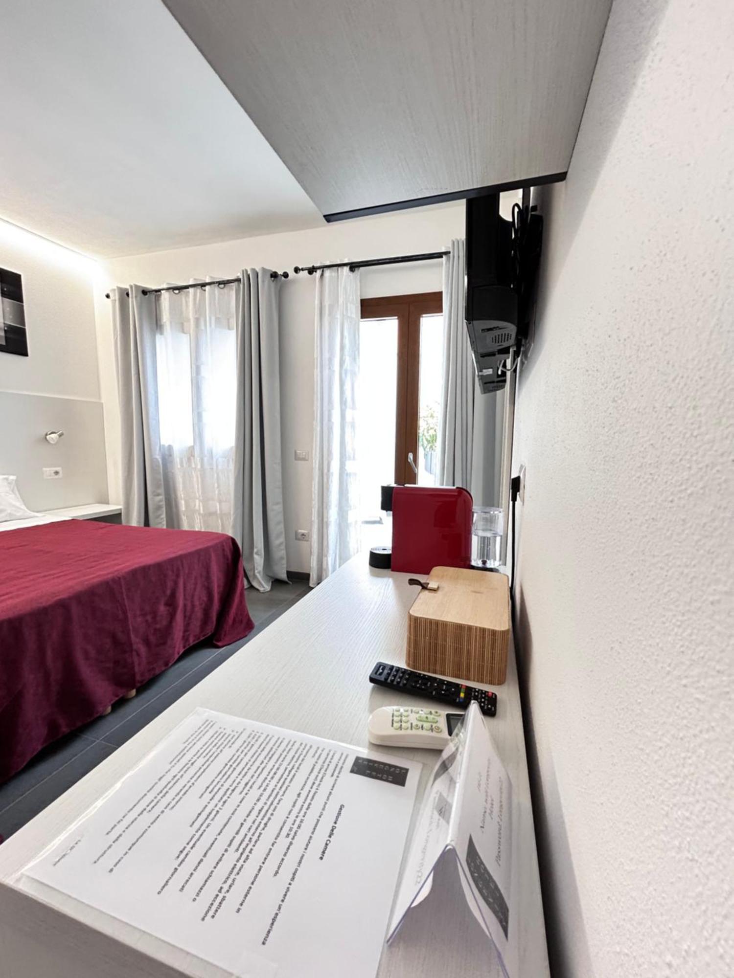 Longevity Hotel Тортоли Экстерьер фото